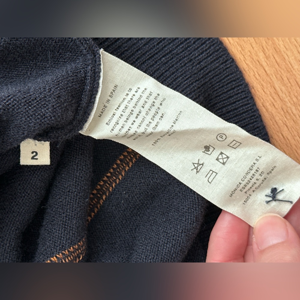 SOLD Cordera Merino Wool Polo - Picture 5 of 6